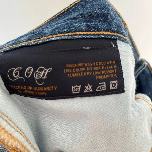 Citizen of humanity distressed slouchy slim leg  shorts size 27 - Picture 8 of 10